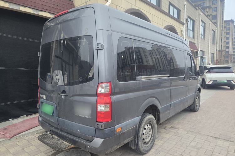 Used Foton Toano 2021 2.0T Manual Tongtu Extended-Wheelbase Mid-Roof 5/6/7-Seater 4F20TC3