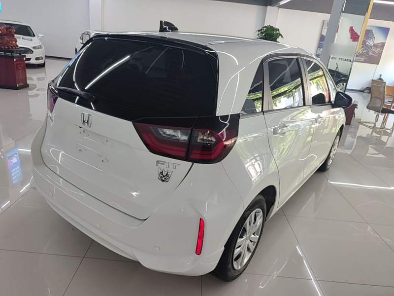 Used Honda Fit 2021 1.5L CVT Trend Edition — 6