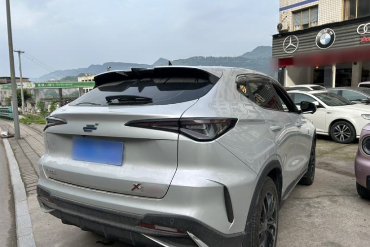 Used CHANGAN OSHAN X5 PLUS 2023 1.5T DCT Excellence Edition
