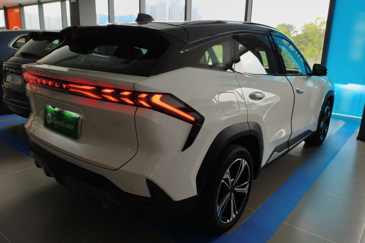 Used Geely Galaxy L7 2025 EM-i 115km Exploration+ Edition Rear Right 45 Deg