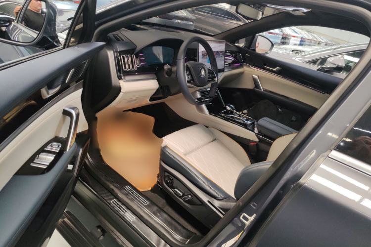 Used BYD Tang New Energy 2022 DM-p 215KM Four-Wheel Drive Flagship Model Driver Seat