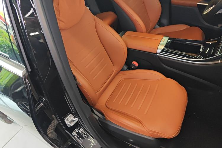 Used Mercedes-Benz GLC 2024 GLC 260 L 4MATIC Dynamic Edition 5-seater Right Front Seat