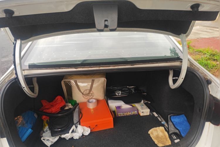 Used Volkswagen Bora 2019 1.5L Automatic Elite Version Trunk