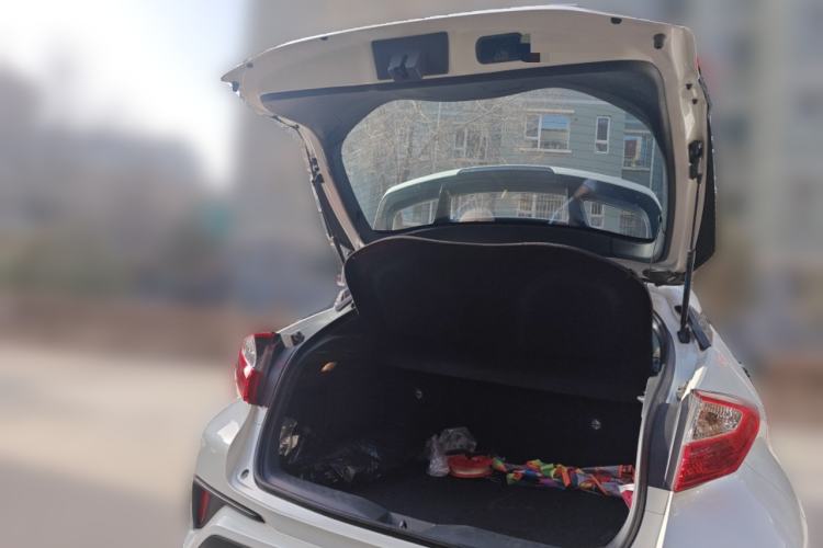 Used Toyota IZOA 2021 2.0L Enjoy Edition