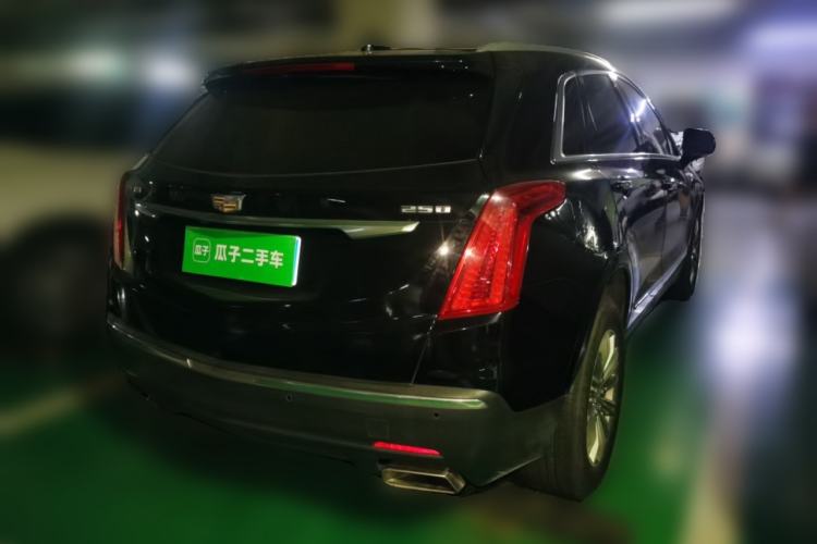 Used Cadillac XT5 2016 25T Luxury Model Rear