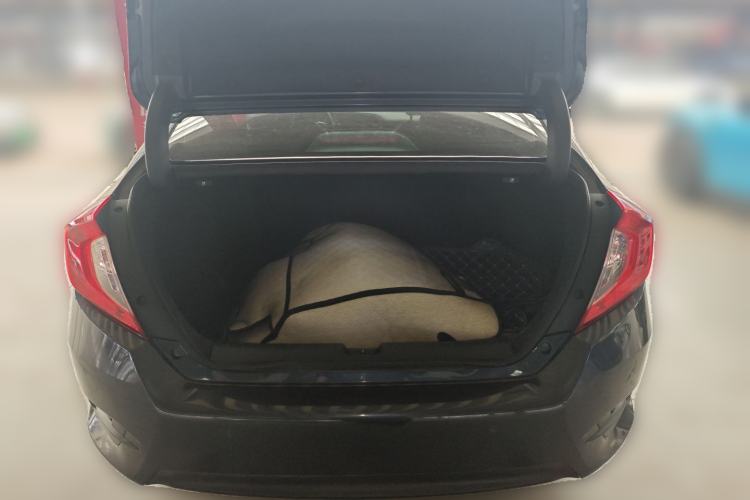 Used Honda Civic 2019 220TURBO CVT Dynamic Edition China VI Trunk