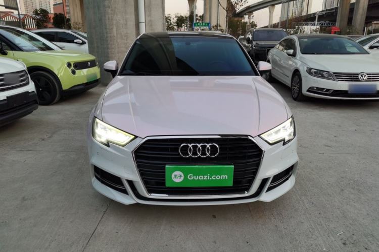 Used Audi A3 2019 Limousine 35 TFSI Fashion Edition China VI Emission Standard
