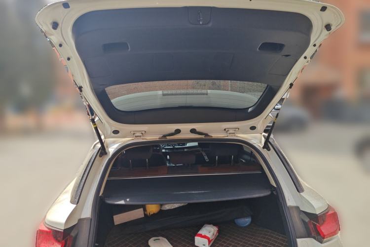 Used Lexus CT 2017 CT200h Elite Edition Solid Color China V Standard Trunk