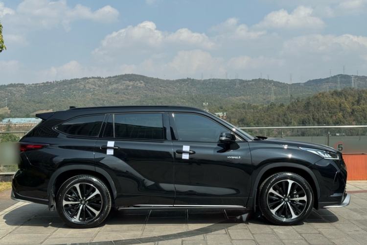 Used Toyota Crown Kluger 2023 2.5L HEV Four-Wheel Drive Luxury Edition
