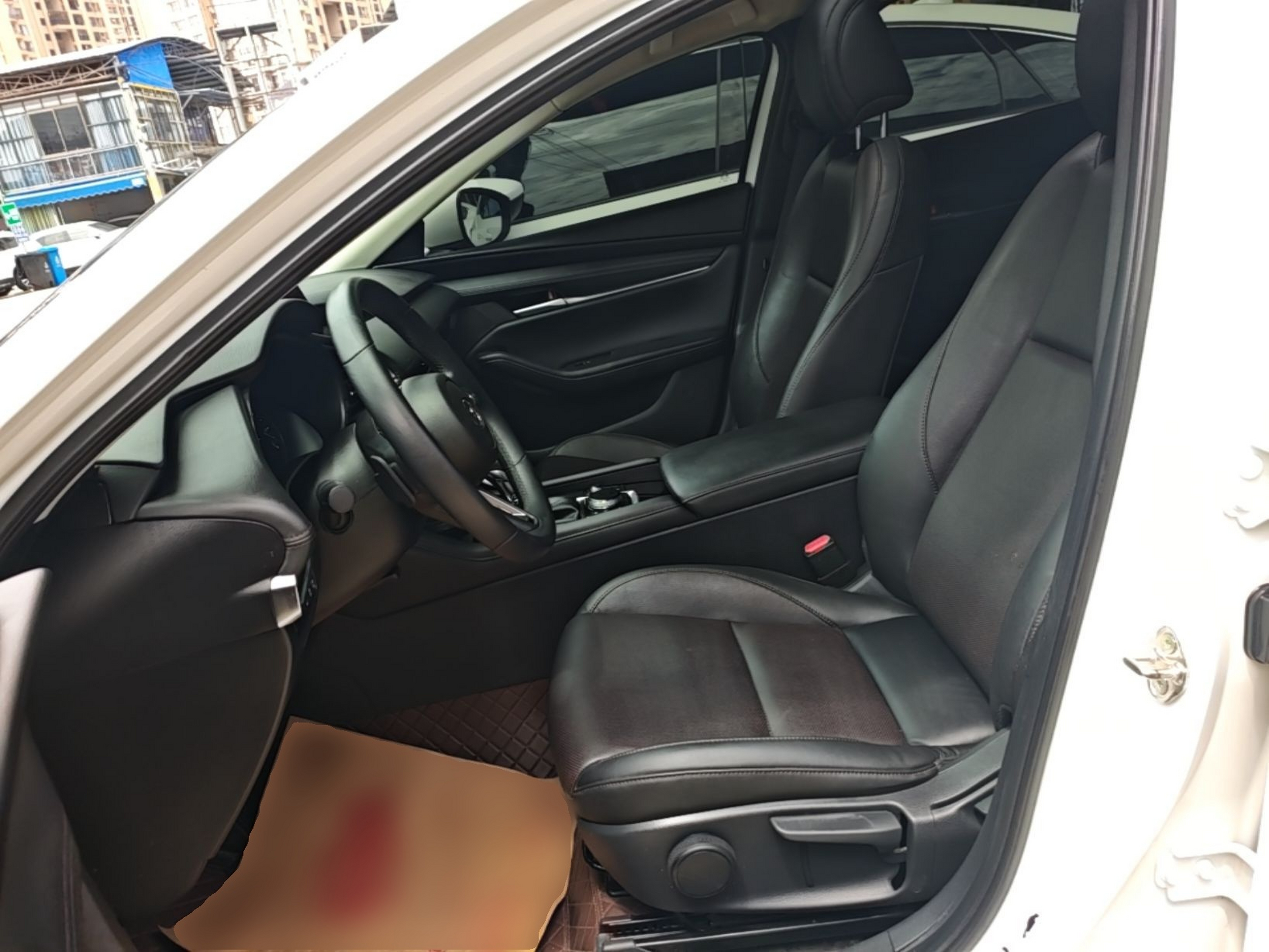 Avant de la voiture