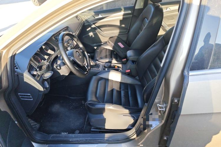 Used Volkswagen Golf 2015 1.4TSI Automatic Comfort Model Left Front Seat