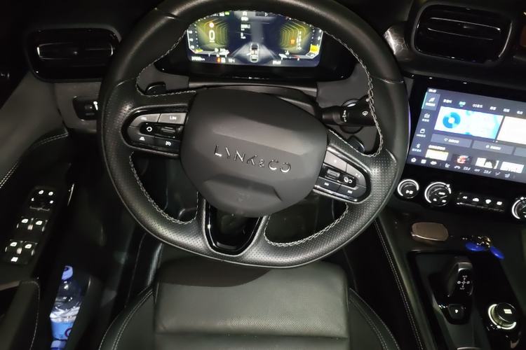 Used Lynk & Co 03 2022 1.5TD DCT JingPro
