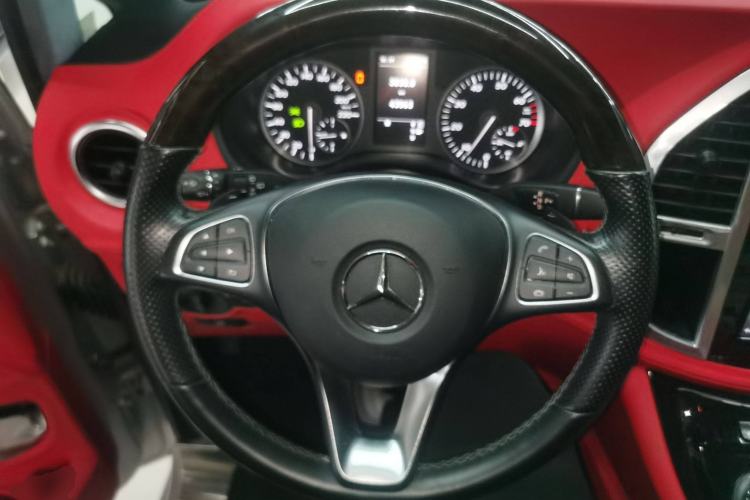 Used Mercedes-Benz Vito 2018 2.0T Business Version China VI Emission Standard