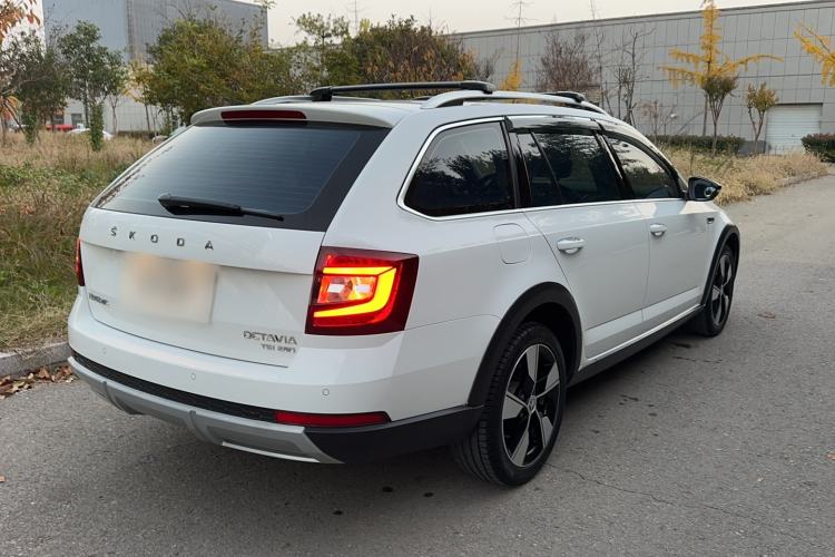 Used Skoda Octavia 2019 TSI280 DSG Luxury Edition Station Wagon China VI Standard
