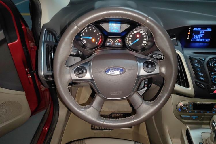 Used Ford Focus 2012 Hatchback 1.6L Automatic Fashion Edition
