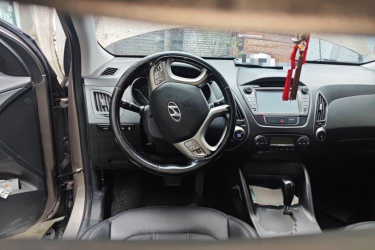 Used Hyundai ix35 2013 2.0L Automatic Two-Wheel Drive Smart GLS China IV Standard