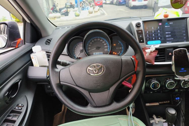Used Toyota YARiS L Zhi Xiang 2018 1.5E CVT Champion Limited Edition Steering Wheel