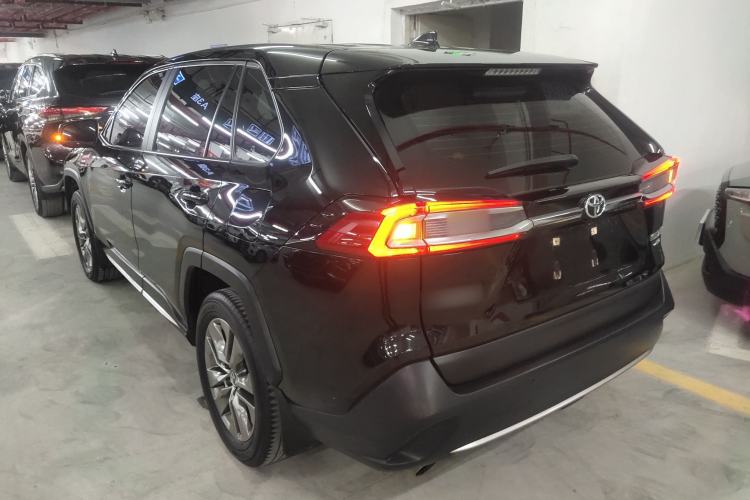 Used Toyota Wildlander 2022 2.0L CVT 4x4 Luxury PLUS Edition