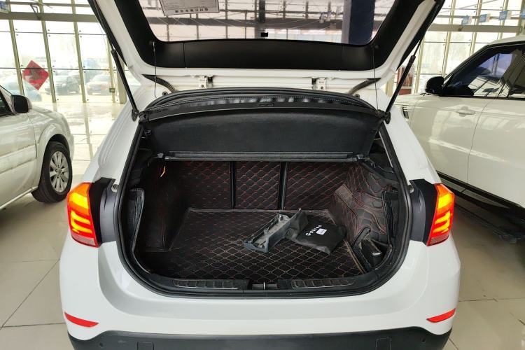 Used BMW X1 2014 sDrive18i Leading Model
