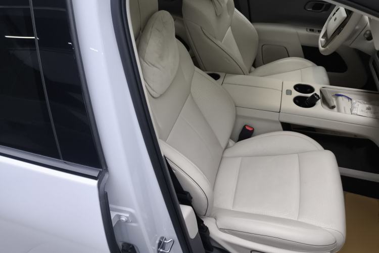 Used Li Auto Li Auto i8 2025 Model Standard Version