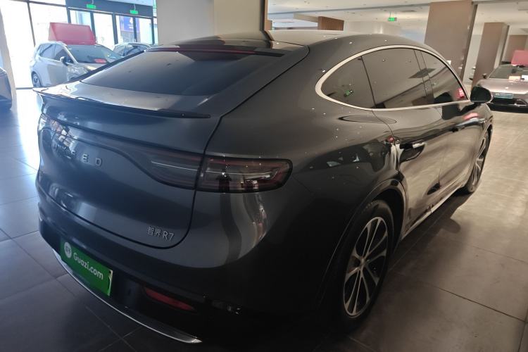 Used Hima Luxeed R7 2024 All-Electric 802 km Max
