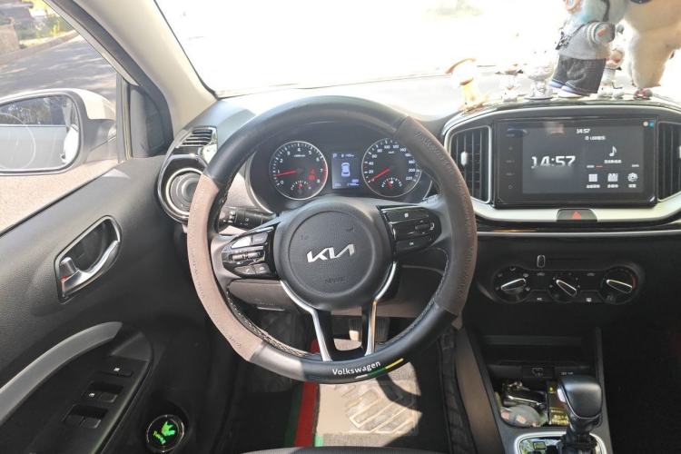 Used Kia kx1 Stonic 2021 1.4L CVT Fun Edition
