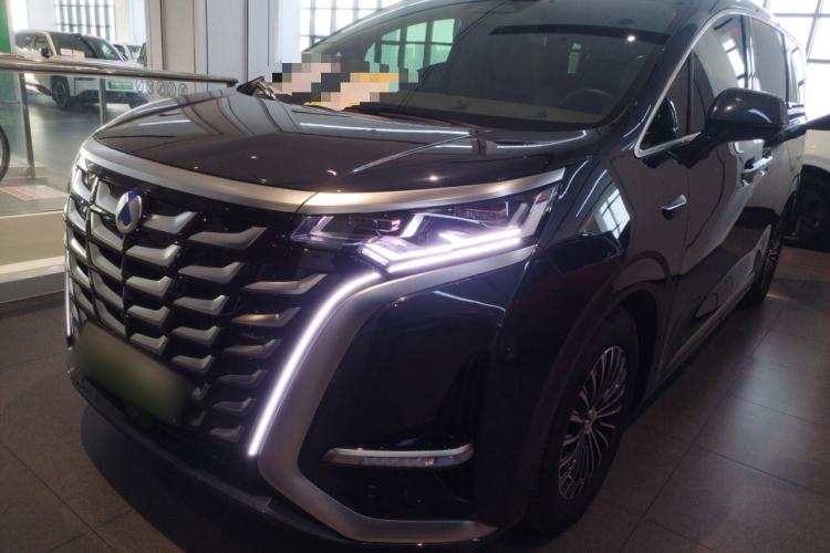 Used Denza D9 2025 DM-i Intelligent Drive 1020 Four-Wheel Drive Flagship Model