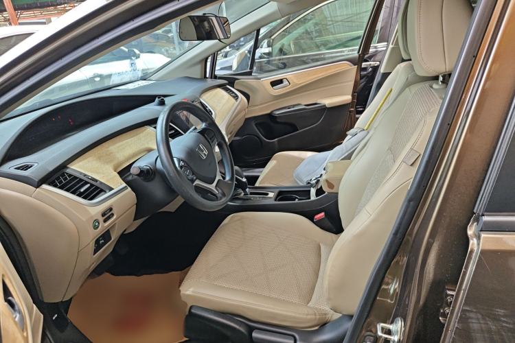 Used Honda Jade 2013 1.8L automatic Comfort version 5 seats