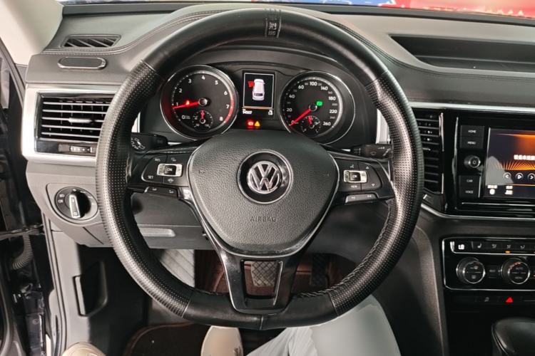 Used Volkswagen Teramont 2019 330TSI Two-Wheel-Drive Luxury Edition China V Standard
