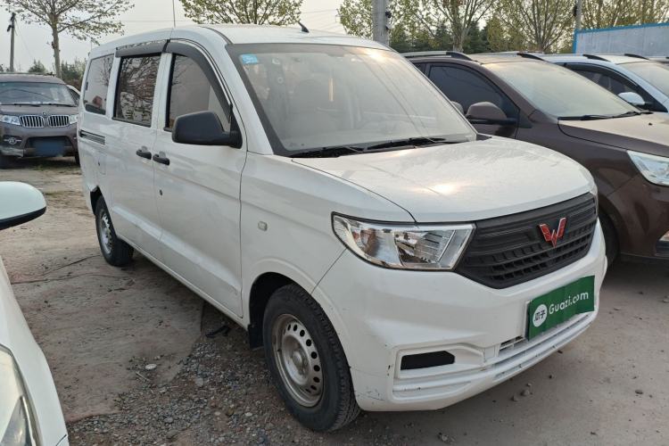 Used Wuling Hongguang V 2019 1.5L Jingqu Version China VI LAR
