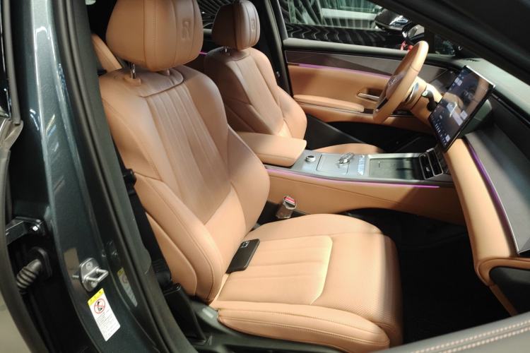 Used BYD Han L 2025 DM-p Four-Wheel-Drive LiDAR Flagship Model Right Front Seat