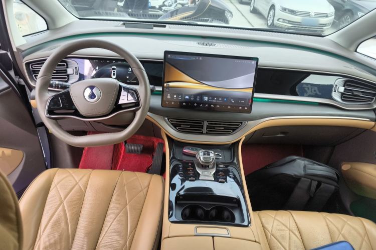 Used Denza D9 2022 DM-i 970 Four-Wheel Drive Prestige Model