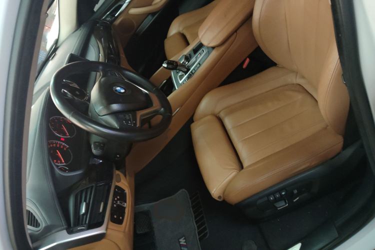 Used BMW X6 2015 xDrive28i
