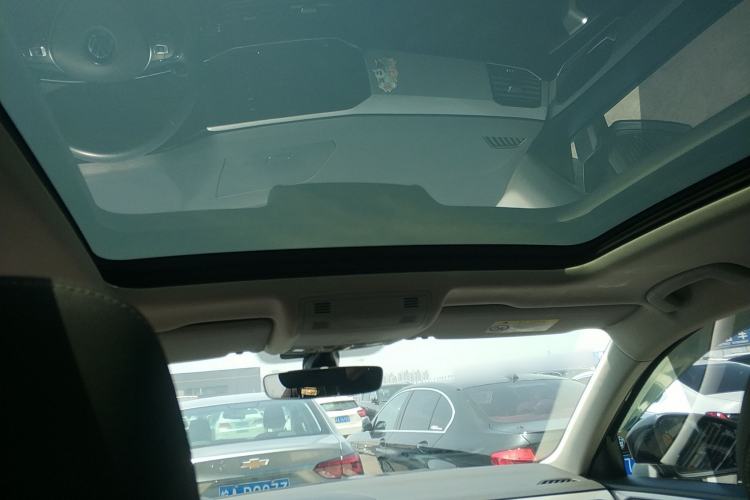 Used Volkswagen Tayron 2020 330TSI Two-Wheel Drive Luxury Smart Connectivity Version
