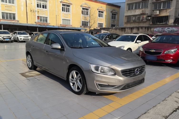 Used Volvo S60 2015 S60L T5 Intelligent Drive Edition Front Right 45 Deg