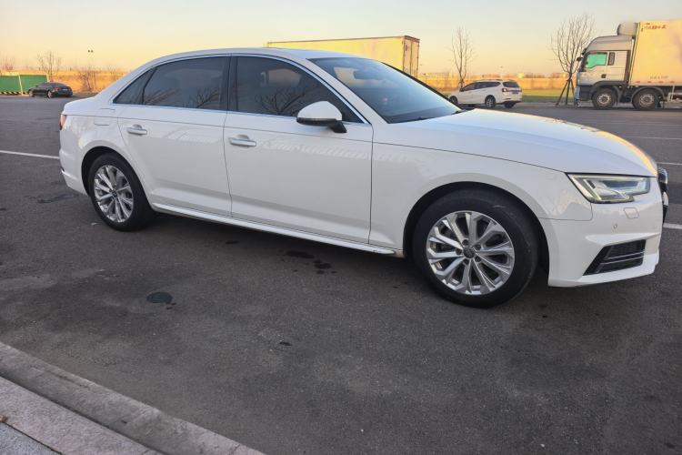 Used Audi A4L 2019 40 TFSI Ambition Version China V
