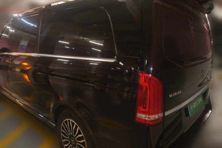 Used Mercedes-Benz V-Class 2017 V 260 L Prestige Extended Edition