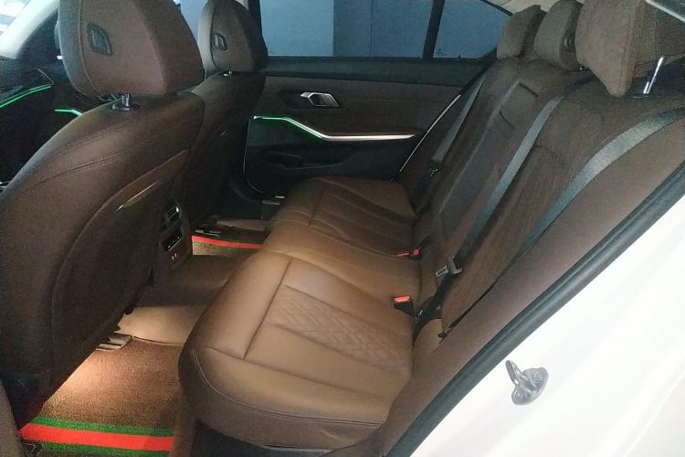 Used BMW i3 2024 eDrive 35 L
