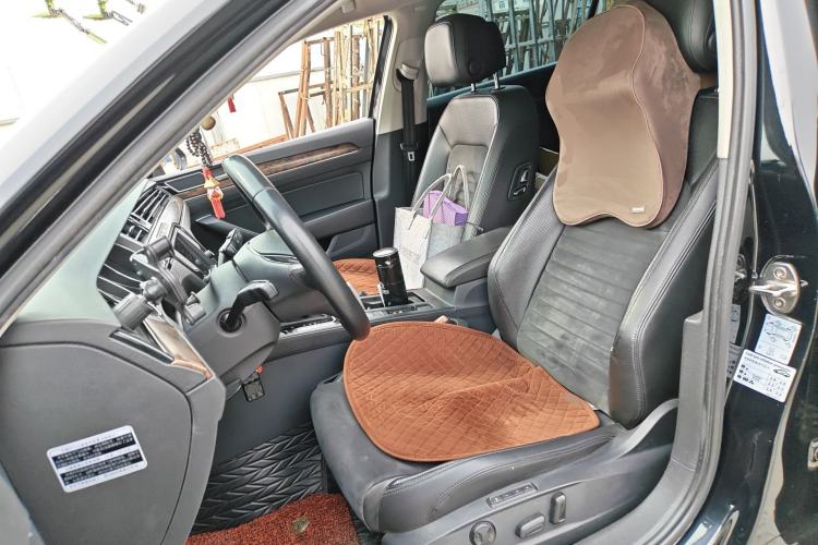 Used Volkswagen Magotan 2017 330TSI DSG Luxury Model Left Front Seat