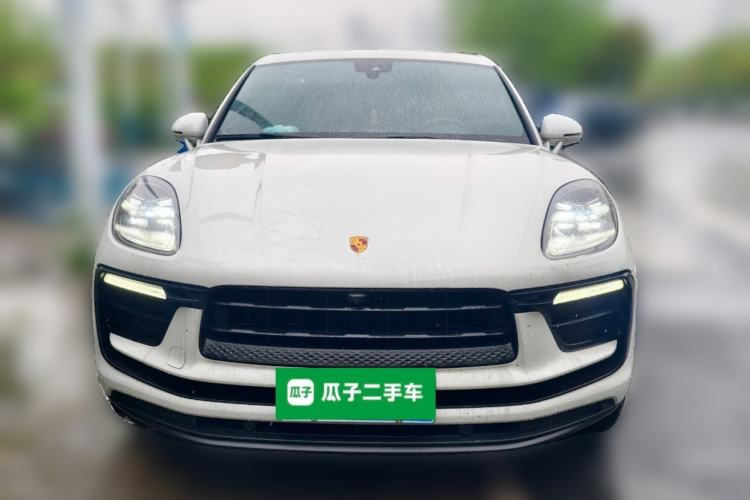 Used Porsche Macan 2022 Macan 2.0T Front