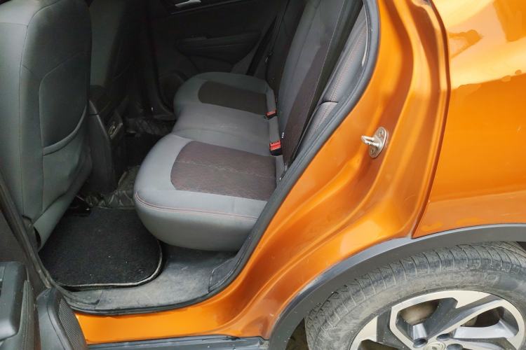 Used Dongfeng Aeolus AX5 2017 1.4T Automatic Qushang Model Left Rear Seat