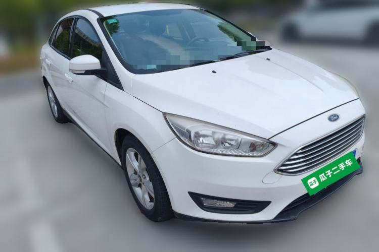 Used Ford Focus 2015 Sedan 1.6L Automatic Comfort Model Front Right 45 Deg