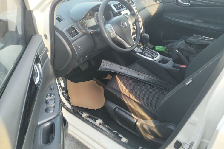 Used Nissan Tiida 2016 1.6L CVT Cool Dynamic Edition Driver Seat