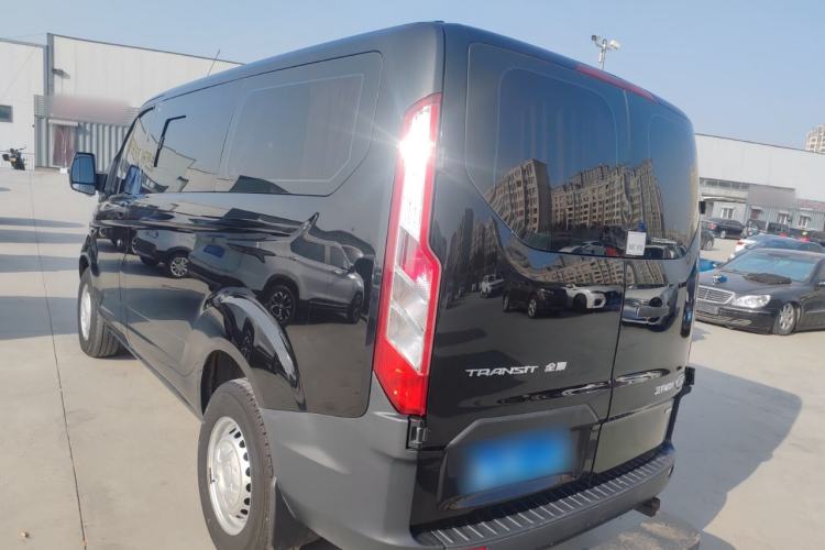 Used Ford Transit 2019 2.0T Diesel Multi-Purpose Commercial Vehicle Short Wheelbase Low Roof 6-Seater China VI Standard