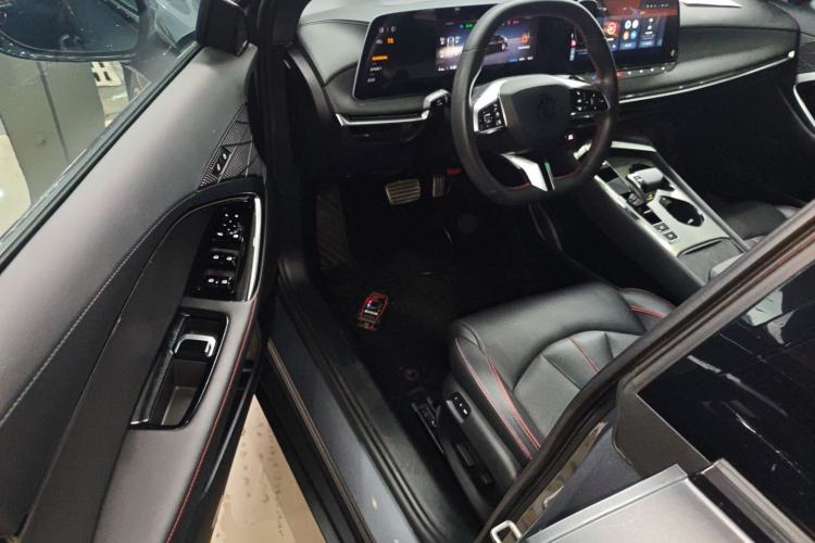 Used MG 7 2023 2.0T Automatic Trophy+ Ignition Glory Edition