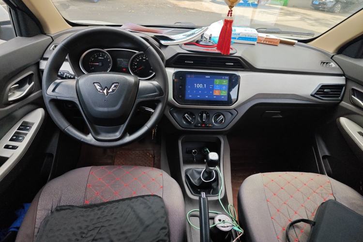 Used Wuling Hongguang 2018 1.5L S Comfort Model L2B
