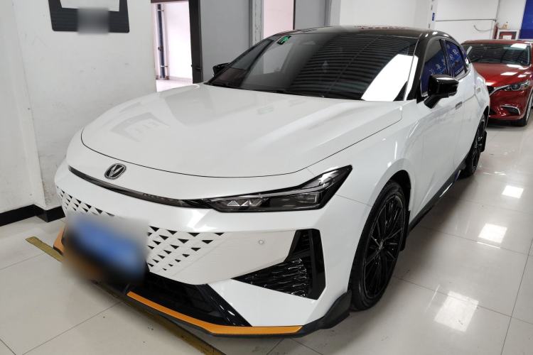 Used CHANGAN UNI-V 2025 1.5T 500Bar Prestige Sporty Version