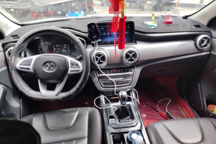 Used BAIC Beijing X5 2019 1.5T Manual Elite Edition China VI
