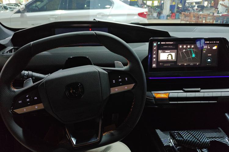 Used CHANGAN UNI-V 2024 1.5T Prestige Sport Edition Steering Wheel