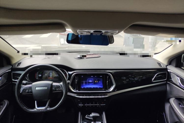 Used JETOUR X90 2019 1.5T DCT Smart Enjoyment Version 5 Seats China VI Standard Center Console